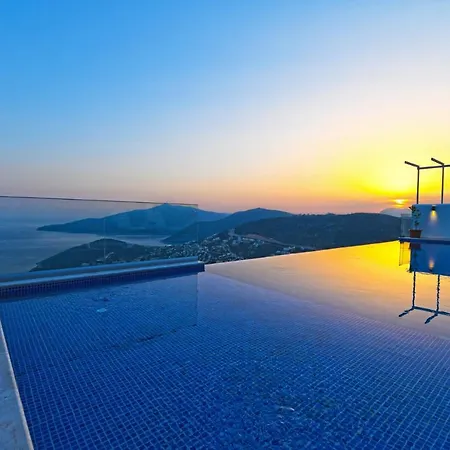 Sleeps 4 Pool Air Con Wifi * Kalkan