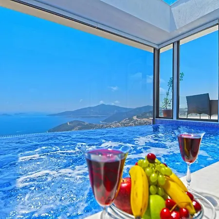 Sleeps 4 Pool Air Con Wifi Villa Kalkan