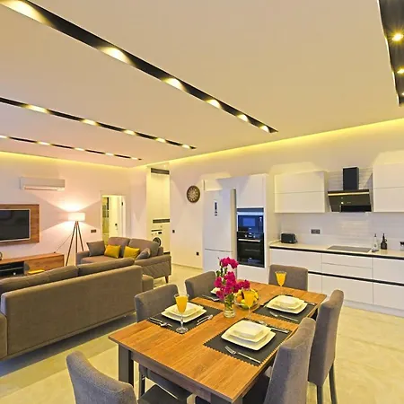 Sleeps 4 Pool Air Con Wifi Villa Kalkan