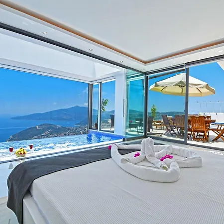Villa Sleeps 4 Pool Air Con Wifi Kalkan